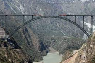 Udhm-Bla Rail Link: 94% deck laid over World’s Highest Railway Bridge on Chenab River